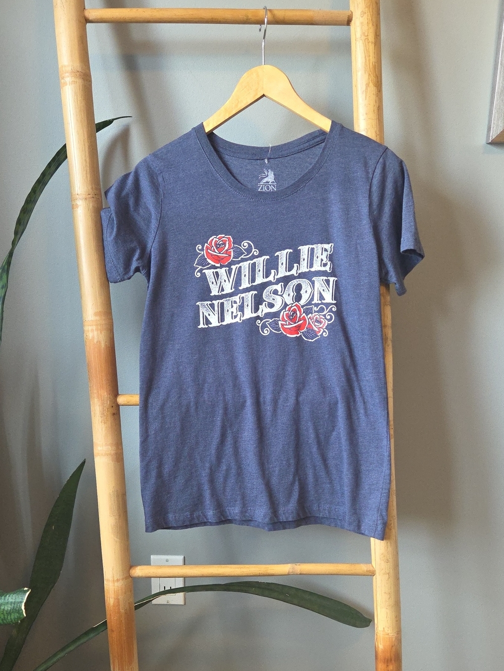 Willie Nelson Graphic Tee in Heather Blue